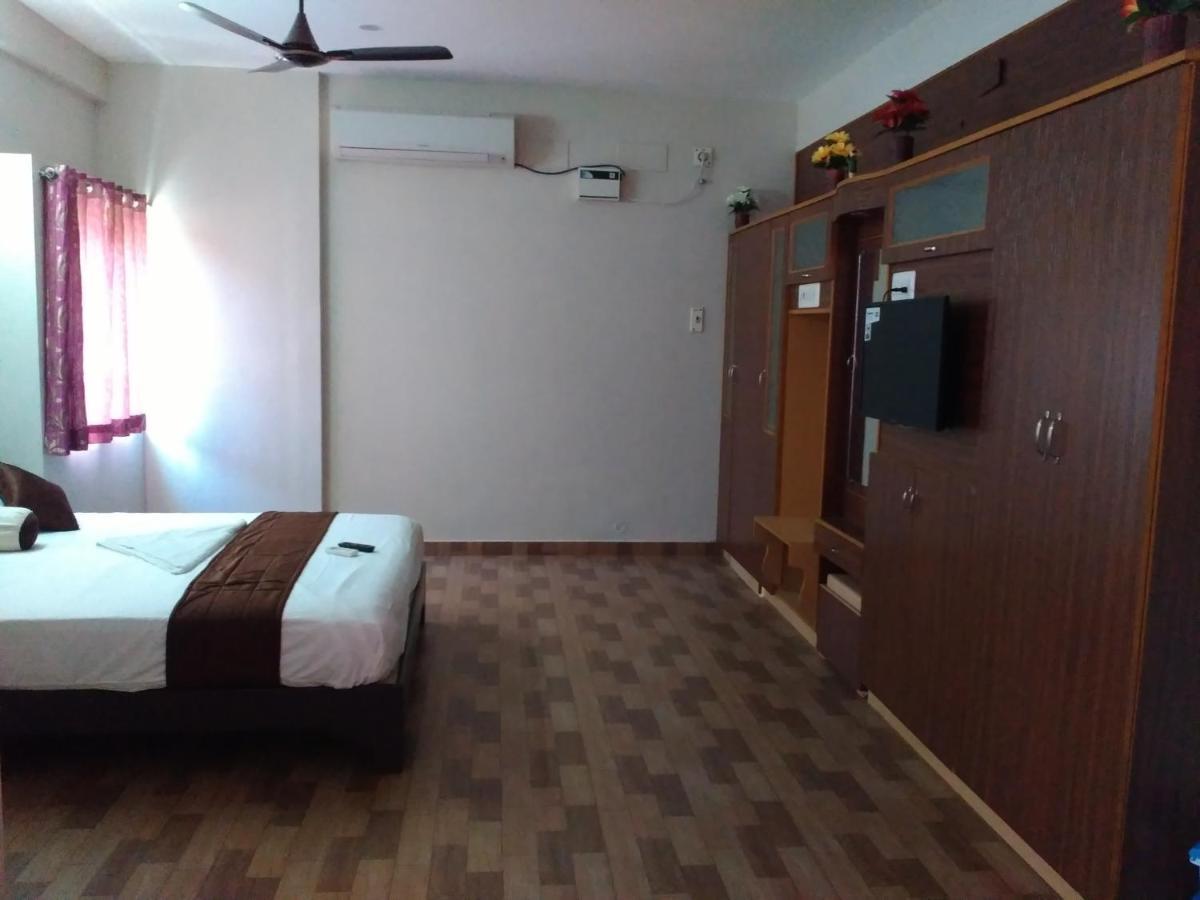 Subasree Cottage Tirunallar エクステリア 写真